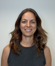 Book an Appointment with Élise Larouche for Physiotherapie