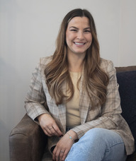 Book an Appointment with Zoe Eliopoulos for Individual Therapy